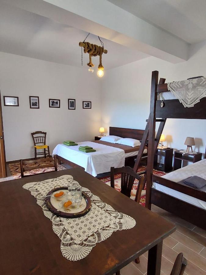 Guest House Gorani Berat Exterior foto